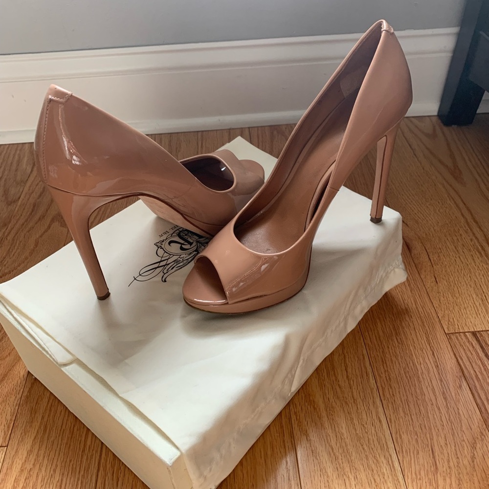 Rachel Roy nude platform peep toe pumps size 8 1/2